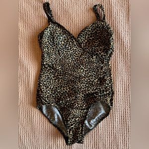 MIRACLESUIT 🩱 💚⭐️